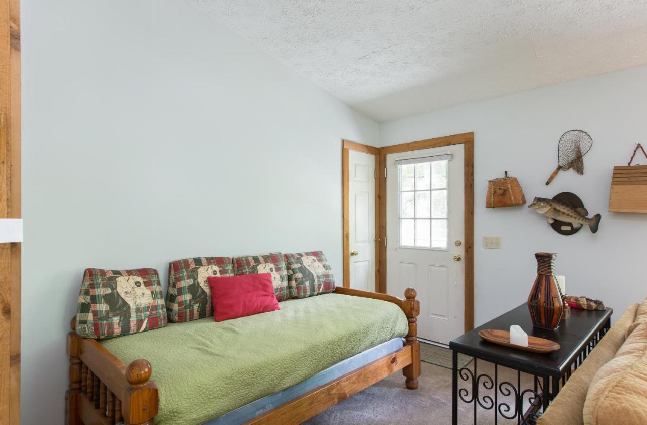 Reedy Patch Cabin Villa Hendersonville Dış mekan fotoğraf